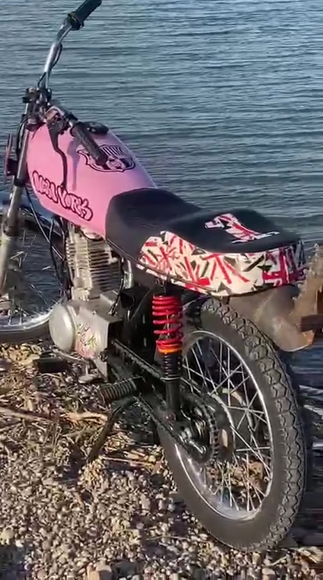 للبيع
اربعه كير 
نامه اصلي 
محرك مفتوح 
عيبهة بس ويل خلفي تبديل بس 
بعد مابيه نقص 
السعر ٣٣٠بيه مجال
بدون سبايدر ٢٨٠
مكان جلولاء 
***********
