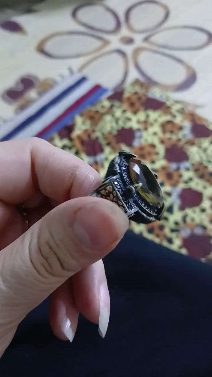 البيع اعلى سعر ،كا  وزن ماعرف بس ثقيل ،،


**إذا كنت صاحب هذا الإعلان وتريد حذفه لأي سبب، رجاءا أرسل رسالة إلى الدعم الفني**