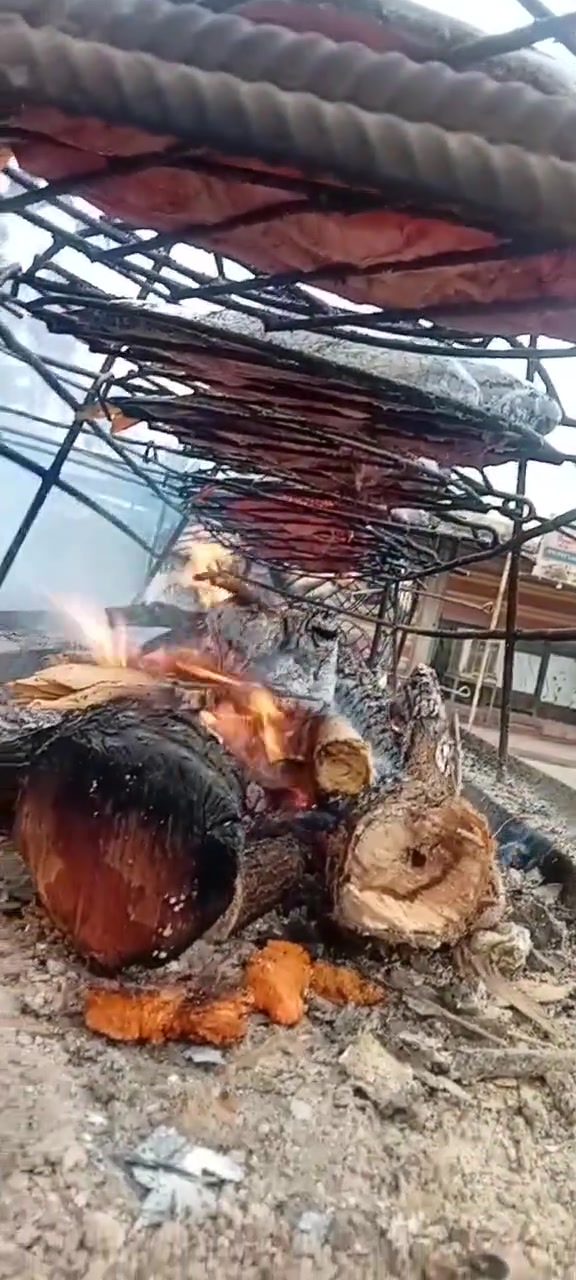 🔥🐟 أسماك ودجاج مشويات حساني 🐟🔥

إذا تدور الطعم الصح…

تره وصلت للمكان الصح 😎🔥

🐟 سمك الديره 

🔥 مشوي الحطب وعلى أصوله 

العنوان تقاطع حساني 

زورنه مره وجرب الطعم الأصلي 👍🏻 

ريحة تشهي من الشارع 😤🔥
وطعم يخليك ترجع مره واثنين وثلاث 💯
👑 حساني مو اسم وبس، هيبة وطعم
📞 دگ واطلب فوراً:
*********** 
جرّب مرة… وتدمن الطعم 😉🔥

