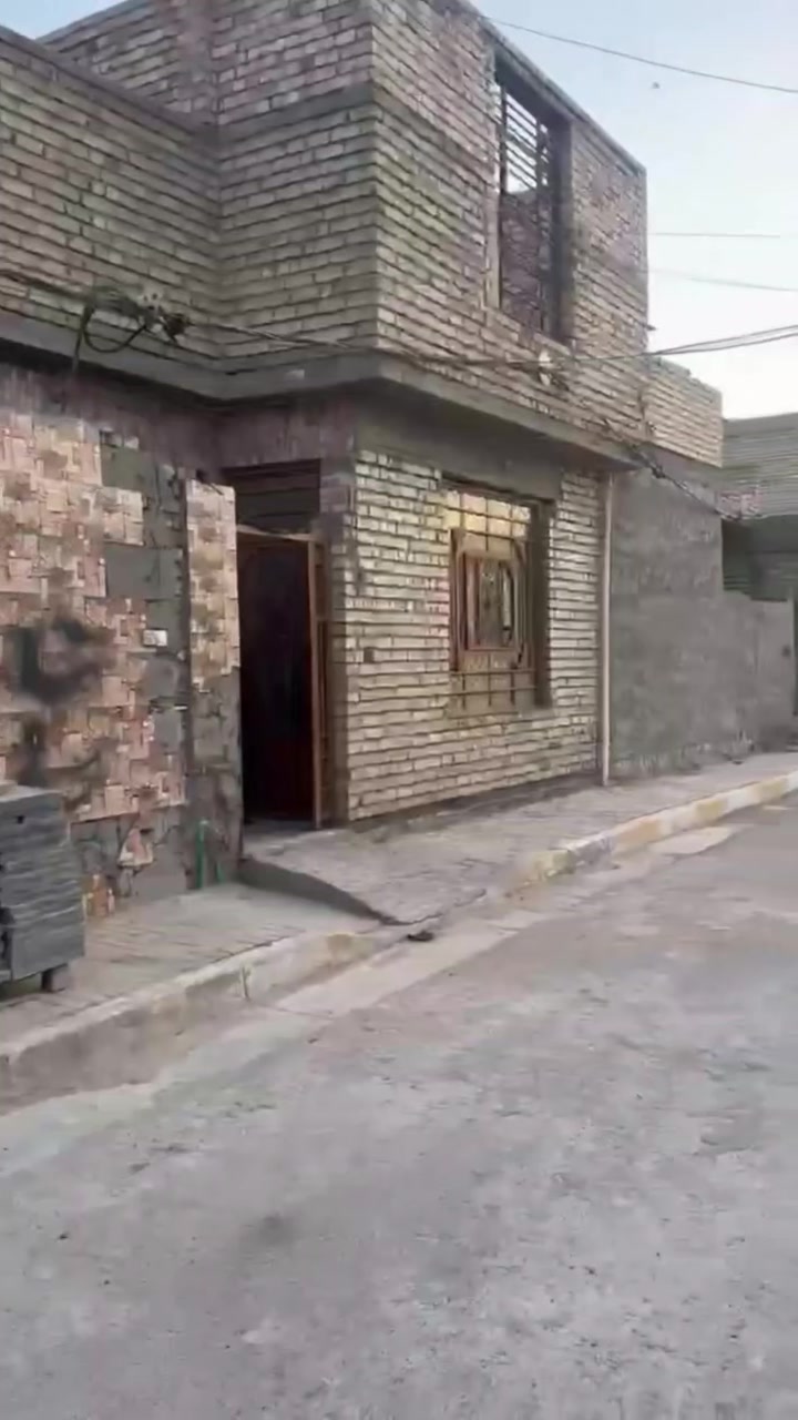 المساحه 75 ماتور مربع 10 × 7.5 السعر مالته 68 مليون رقم التليفون ***********
