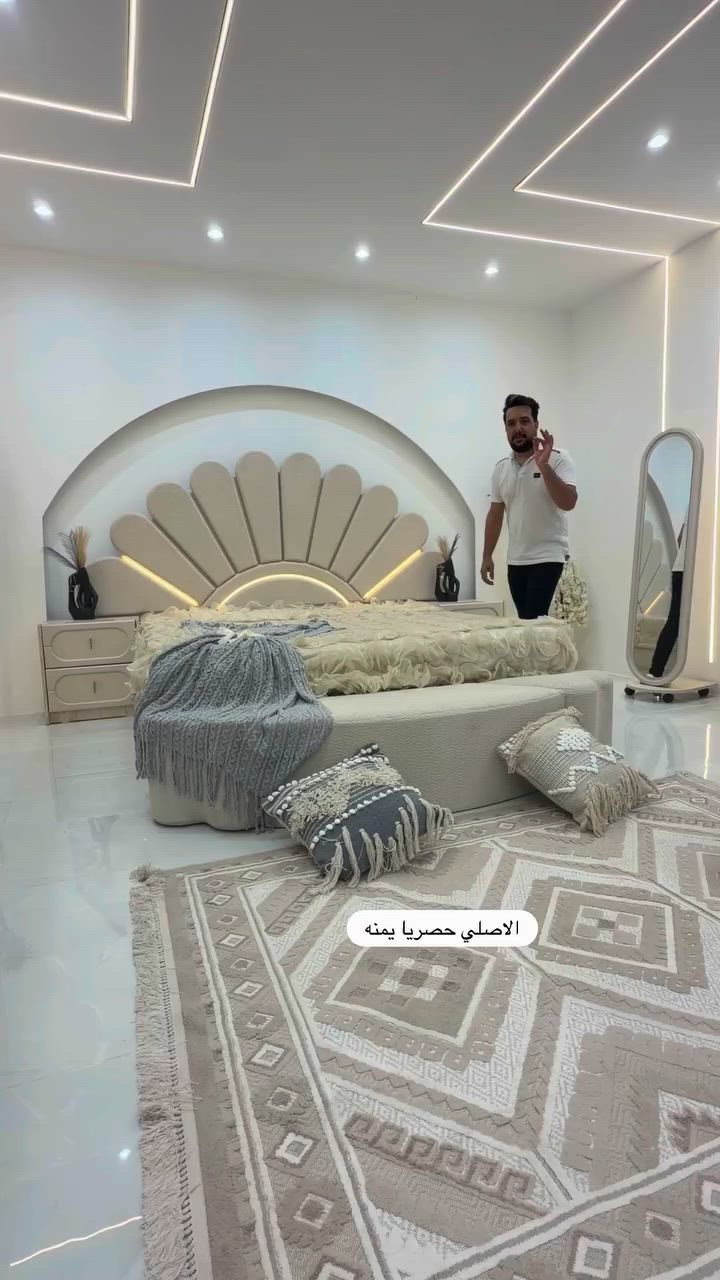 🔥 وصل الموديل اللي يستاهل الانتظار 🔥

👑 موديل شمس الأصلي 👑

مو مجرد غرفة نوم… قطعة فخامة تخلي غرفتك بمستوى ثاني من الأناقة ✨

💎 المواصفات:

✅ 10 قطع أصلية
✅ لا نتعامل بالتقليد نهائياً
✅ ظهر بلوك بالكامل
✅ برغي وجوي حديد
✅ سكك ثلاثية قوية
✅ كنتور رفوف متعددة مع مجرات
✅ ميز مرايا ضخم 130×180
✅ سرير مخزن جك 200×180
✅ دوشمة خاولي فاخرة
✅ جام شفاف ضد الكسر
✅ إنارة داخل الكنتور
✅ إنارة بتاج السرير
✅ إنارة بميز المرايا

📏 قياس الكنتور 340 سم
📏 ارتفاع تاج السرير 165 سم

✨ تفاصيل فخمة وقياسات ضخمة تخلي الموديل من أجمل موديلات الموسم

💰 السعر:
🔥 مليون و875 ألف فقط 🔥

📩 راسلنا الآن للحجز او الاتصال على الرقم ***********

🚚 توصيل وتركيب متوفر داخل بغداد مجاناً ولجميع المحافظات بسعر مناسب

🛑 الكمية محدودة والحجز بأسبقية التواصل #غرف_نوم #3 #غرف #اثاث #ديكور
