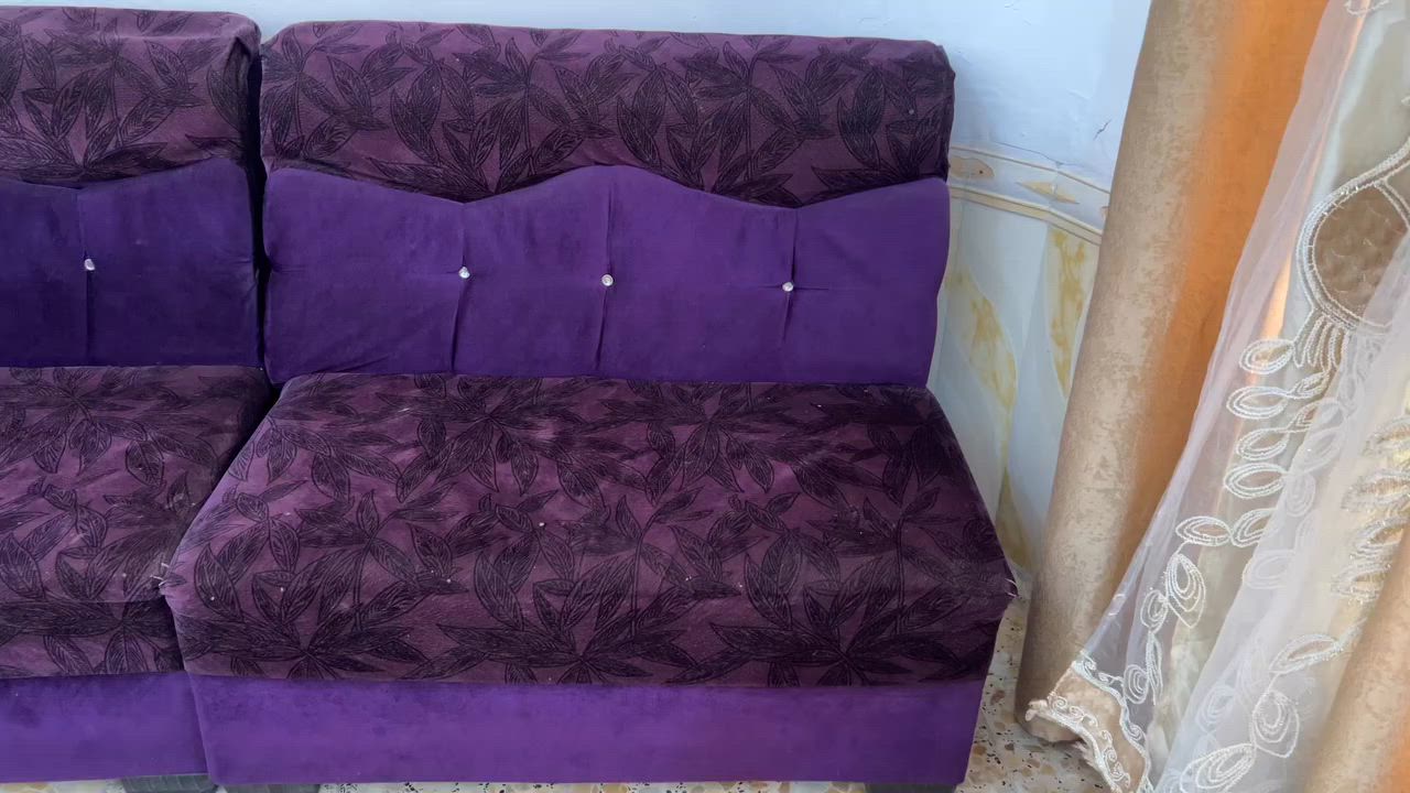 سلام عليكم..
ديوان للبيع../.  ست مقاعد + ثنين زوايا (8قطع) 

نضييف تعال وشوفه

السعر :450وبيه مجال


**إذا كنت صاحب هذا الإعلان وتريد حذفه لأي سبب، رجاءا أرسل رسالة إلى الدعم الفني**