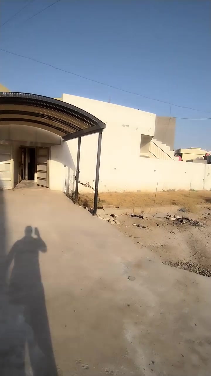 دار للبيع بسعر ٥٨ مليون  مساحه ١٠٠ متر جاهز للسكن بناء حديث طابوق  التفاصيل داخل الفديو بسلمان باك ***********
