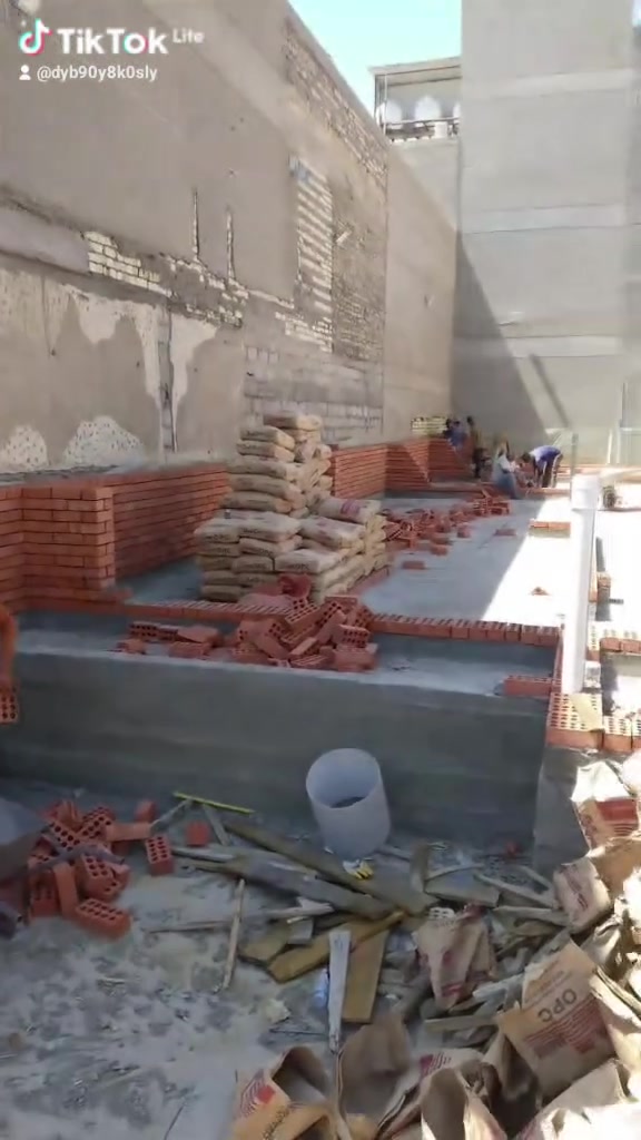 كادر خلفات بناء طابوق درجة اولى تسليم مهندسين بسعر مناسب شقلي بغداد ‏‪***********‬‏
