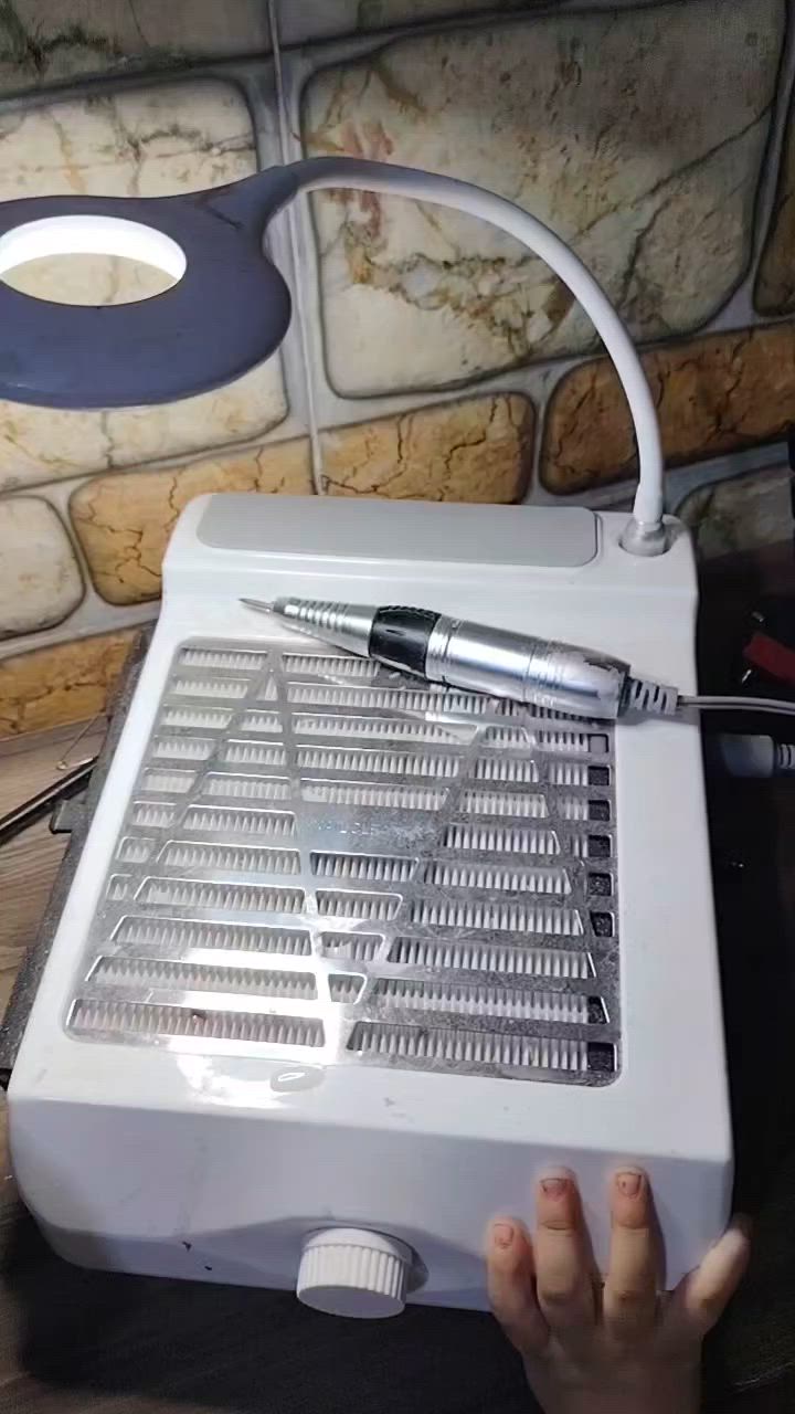 غراض بسعار مناسبه جهاز مبرد ٤ في ١ مسند اضاءه ساحبه غبار ومبرد جديد ستخدام مره واحده وجهاز ويف التنشيف الضافر قوي  ستخدام مره غراض جديده  جهاز هوك تاتو وشم جديد سعر مناسب جدا


**إذا كنت صاحب هذا الإعلان وتريد حذفه لأي سبب، رجاءا أرسل رسالة إلى الدعم الفني**