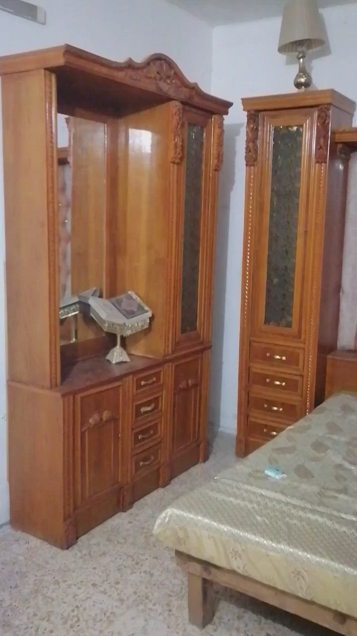 غرفت خشاب لبيع صاج عراقي مبيهة اي ضرر كلهة نضيفة سعرهة بمليون *********** مكاني بغداد عندي وساب 👆📞
