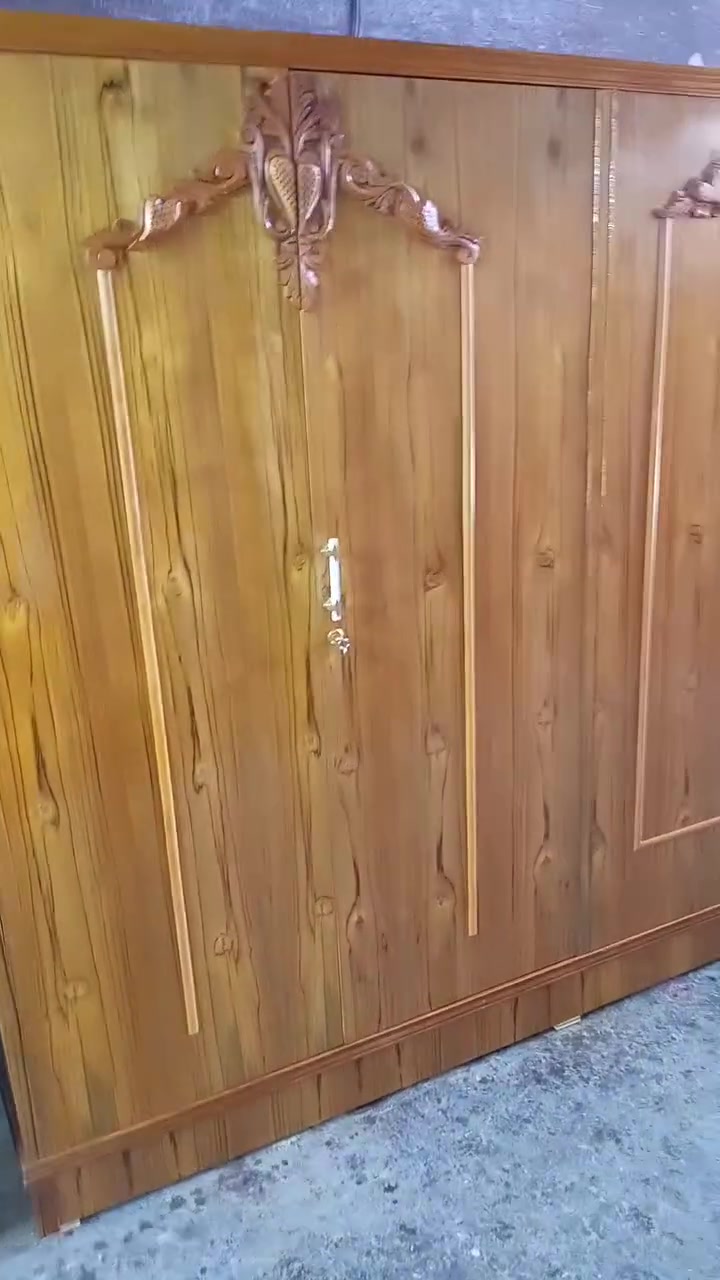 قنصور ٦ابواب فصال ثقيل نظافه فول للبيع باب الجديد مجاور نادي الفتوه الرياضي محلات عمر رمزي للاستفسار
***********
***********
