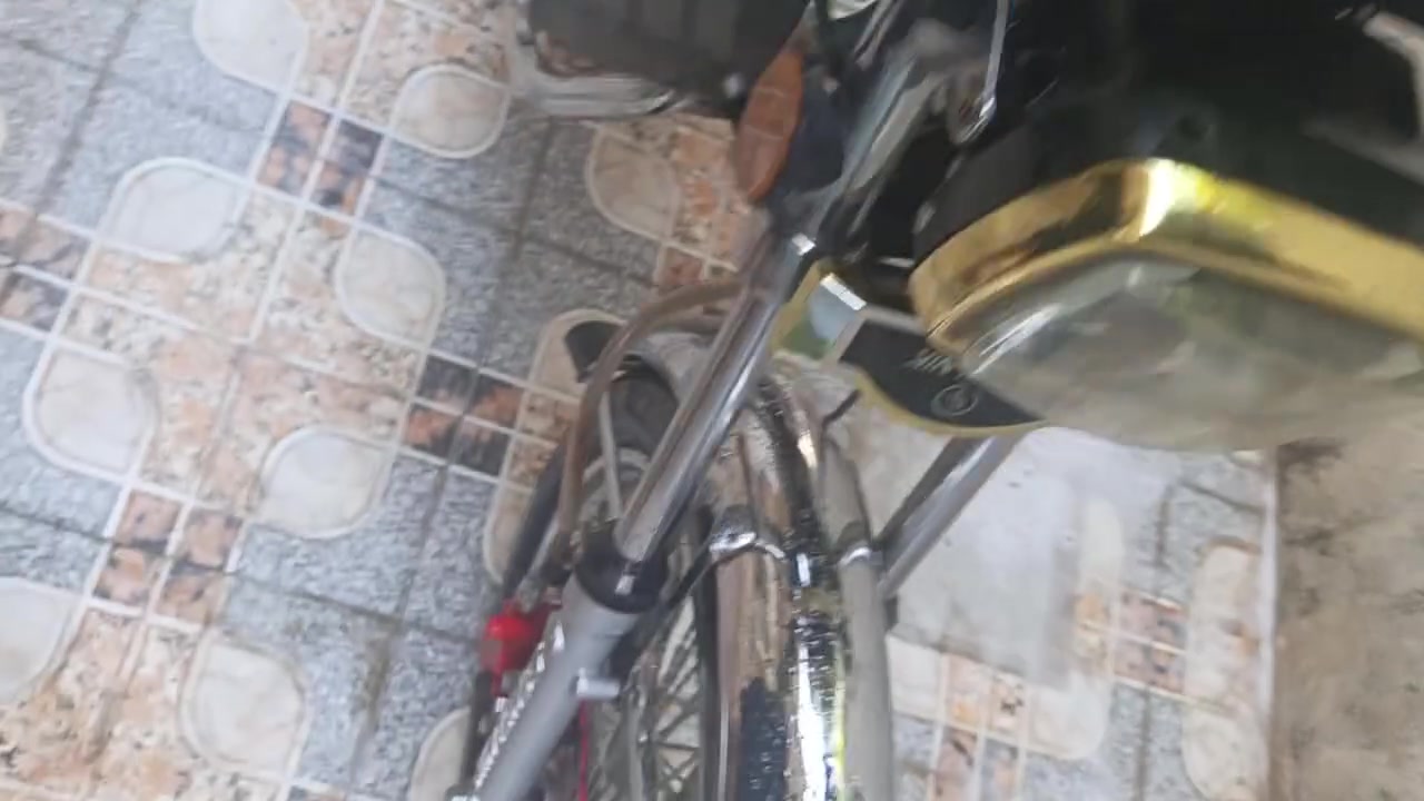 السلام عليكم دراجه للبيع تايجر موديل 25 700 وبيها مجال مكان حله طهمازيه***********
