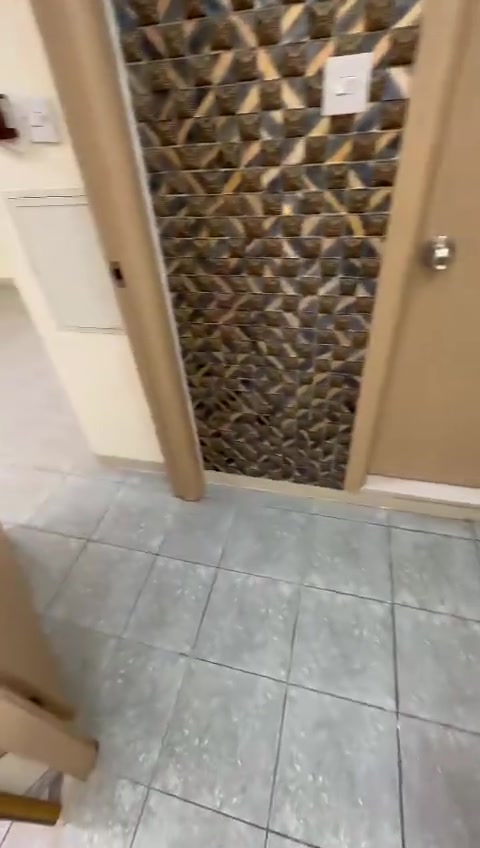 سلام عليكم إلى أهالي بسمايه اهلنا وناسنه الطيبه يوجد لدينا كادر كامل لتنضيف وغسل الشقق مؤثثه او ستلام جديد وغير تنضيف وغسل ساحبات باحدث المواد تنضيف شامل للشقه تستلم شقتك جديده بأنسب السعار مراسله خاص او أتصال ***********
