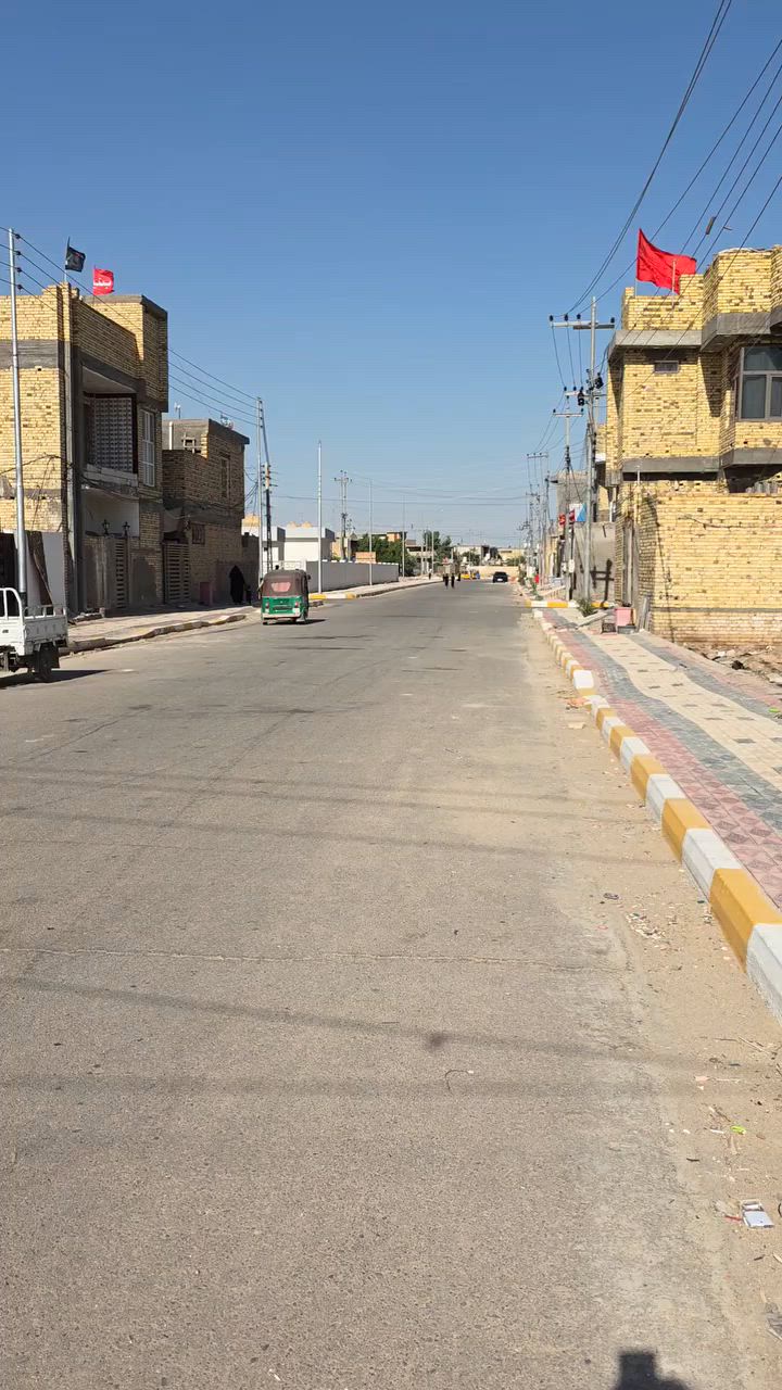 نصف قطعة ارض مساحتها 125 مكانها بشارع 40
تواصل : ***********
