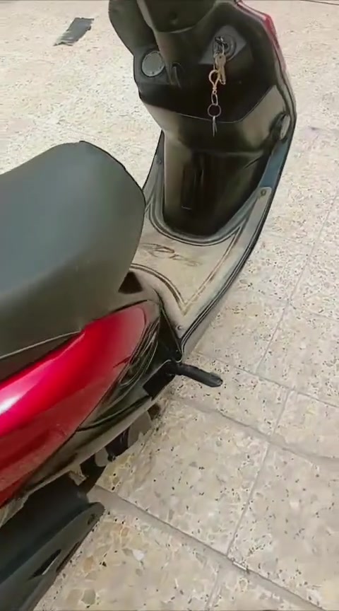 السلام عليكم
دراجه كامكو G4 مال حاويه مكاتبه عندي مال وكيل اصوليه البيع مستعجل عليه
 متواجد واتساب ***********
