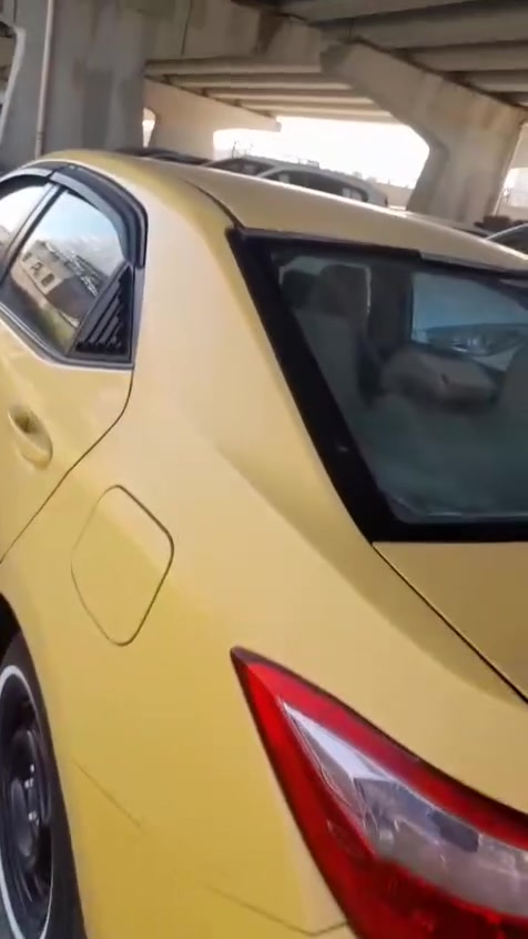 السلام عليكم كورولا وراد أمريكي مديل 219 السياره ماشيه 100 السعر 120وبيه مجال بيسط اتصال على هذه الرقم صاحب السيارة ***********
