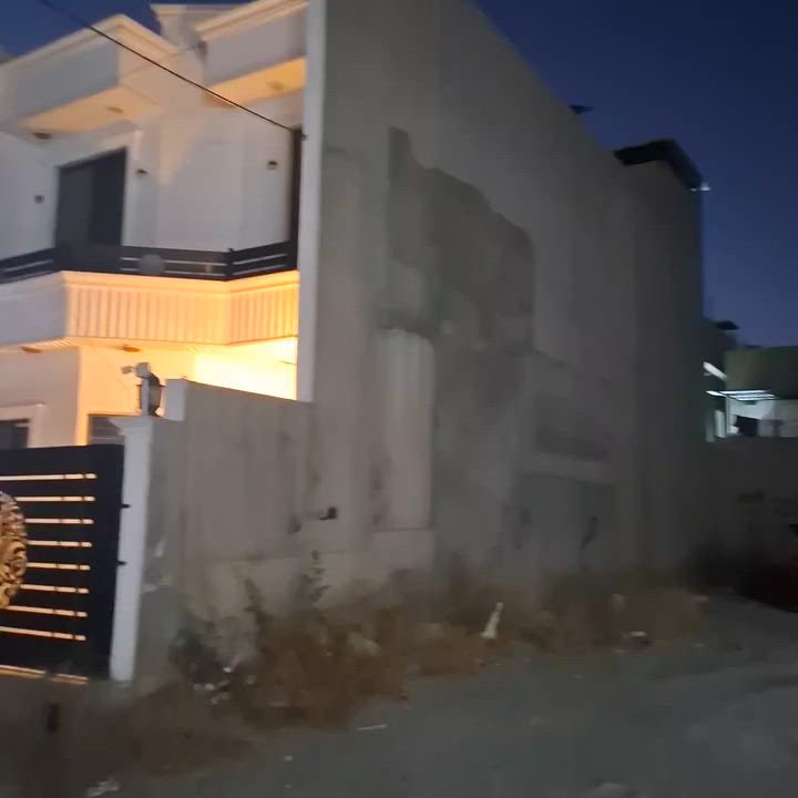 عرض مميز ⚡️
قطعه ارض للــبيع طابو صرف 
مساحة 150م واجهة 7.5 م 
موقع 📍 حي الواسطي دور المعلمين 
#سعر 137 مليون قفل 🔐 
✅ احصل على منزل أحلامك معنا، نحن مكتب عقاري موثوق ومتخصص في تلبية احتياجاتك السكنية
لاتتردد في زيارتنا او الاتصال بنا •                                         👑جنة الامل للعقارات 👑
 📞***********  ابو جنة
📞 *********** ابو يوسف
 📞***********  احمد
الفرع الأول : دوميز منطقة ال 55 مقابيل #تانكي #دوميز
الفرع الثاني : حي الواسطي مقابيل #باب اللواء ٦١ وقرب # تقاطع #الاصدقاء
                    #صفحة #المكتب 
https://www.facebook.com/profile.php6&mibextid=ZbWKL
