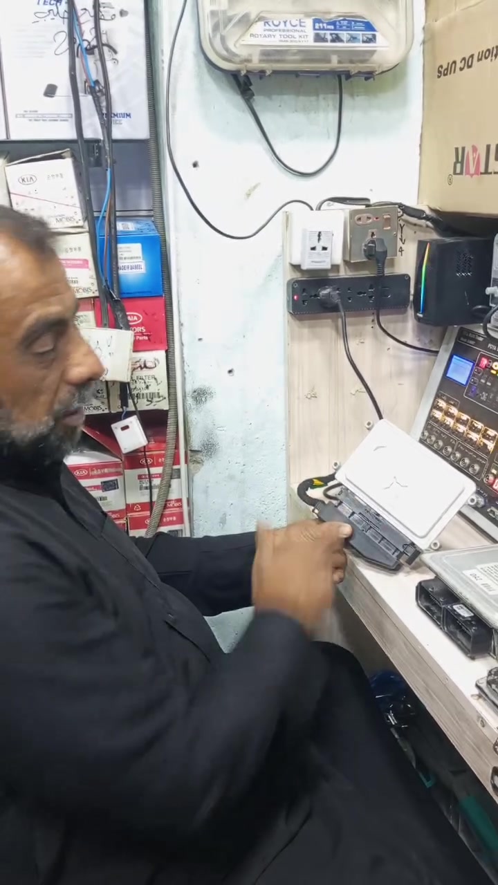 من 
مركز سما الكريم لبرمجة وكشف الاعطال 
وبرمجة العقول 
           عمل 
نظام الايمو أوف 
الغاء السكيورتي 
لسيارة سايبا ٢٠١٨
الرميثة/قرب البلدية/مقابل اعدادية الرميثة للبنين 
         كريم البركي 
***********/***********
