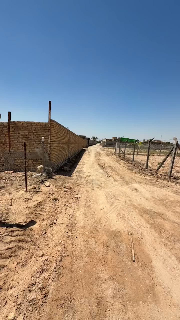 🔥 فرصة استثنائية وبسعر مغري جداً 🔥

مزرعة متكاملة ومسيجة بالكامل 🌴🏡
✔️ أساس حجر ودنك كونكريت
✔️ شارع تبليط وخدمات كاملة
✔️ جاهزة ومخدومة بالكامل

📏 المساحة: 4000 متر
📍 دونم ونص
📑 سند 25 وباسم شخص واحد
🔄 مداور ثاني يوم
💰 بسعر مغري ومناسب جداً

فرصة ممتازة للاستثمار أو السكن أو مشروع خاص ✨
للتفاصيل والاستفسار راسلنا على الخاص 📩
مهيمن للوساطة العقارية 📞***********
