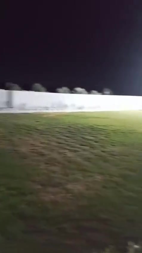 🏢 بيت طابق واحد –للبيع
طابو زراعي سند 2025
مساحه البناء 450متر المساحه الكليه 4000متر 
📍الرمادي ناحية اليرموك قرب مدرسة الخوارزمي
🛏️ التفاصيل: بناء بلوك مضغوط سنه 2026
• غرفة نوم  2
• دوانيه
.هول   
• صالة 
• مطبخ 
. حديقة 
• صحيات داخليه وخارجيه 
📞 للاستفسار
 ***********
