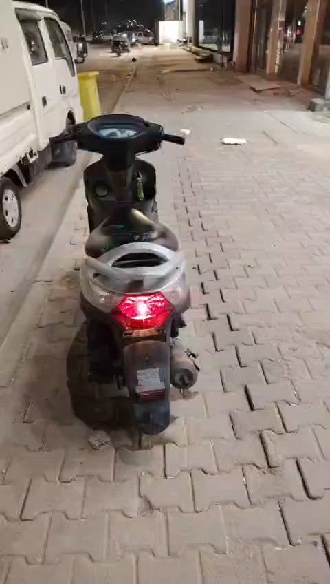 ⚪️Kymco V2 بوليسي ⚫️

❗️موديل2011❗️

❗️رمبه  جديدة ❗️

🔧الميكانيكيات 🔧

محرك 125 شرط زيرو 
❗️الدراجه مكفوله محرك غير مفتوح كلشي نظيف بل دراجه سرعه ونهضه ونعومه وكلشي حلو بيهه امانت الله دهن كله موتل الفرنسي ومعتني بل دراجه هواي❗️

السعر💵800,000💵 وبيه مجال 

مكاني 📍 كربلاء/ قرب مستشفى الكفيل 📍

☎️رقمي*********** واتساب او اتصال تليفون ☎️
