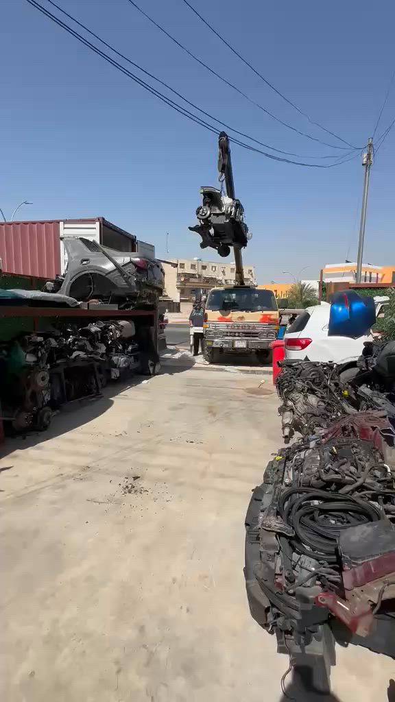 ع بركه الله تفريغ حاويه لدى مجمع قصي 
العنوان  بغداد الدوره شارع المعلمين 
***********
