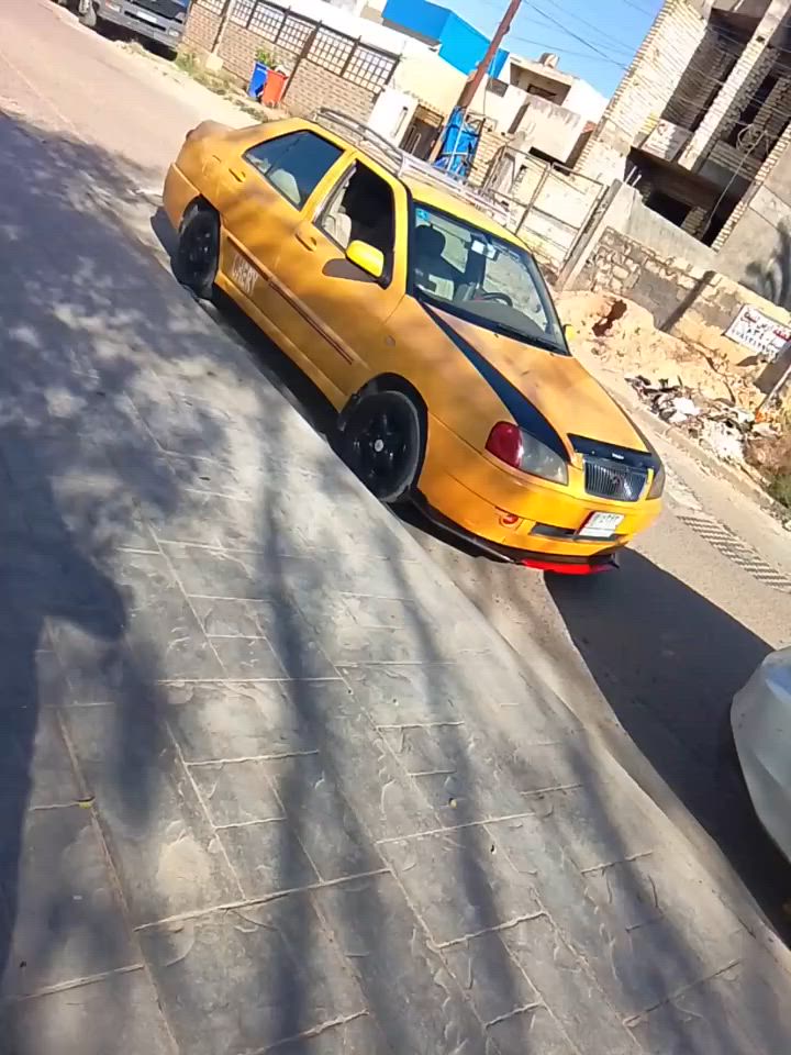 شيري كوين 2011 سياره شكلها حلو وكلج جديد تأيرات جدد سياره مال كرب بس نقصها لمكينه لاطش بسس لدهن سياره رقم الماني وسنويه عضم عاج سعرها مليون وبيها مجال للشري مكانها دوره ***********
