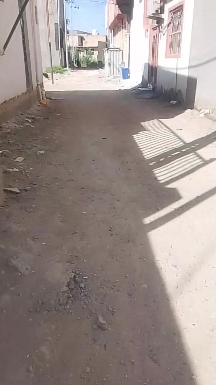 بيت للبيع كربلاء حي الحورا 50 متر غرفه وحده وصاله ومطبخ وصحيات اليريده يجي يشوفه اتساهل ويا ***********
