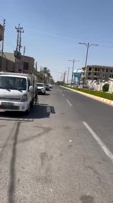 السلام عليكم نصف الدار للبيع حي الوحده خلف احمد ياسين مساحه العقار 142م البناء قديم يعتبر قطعه للستفسار 
***********
