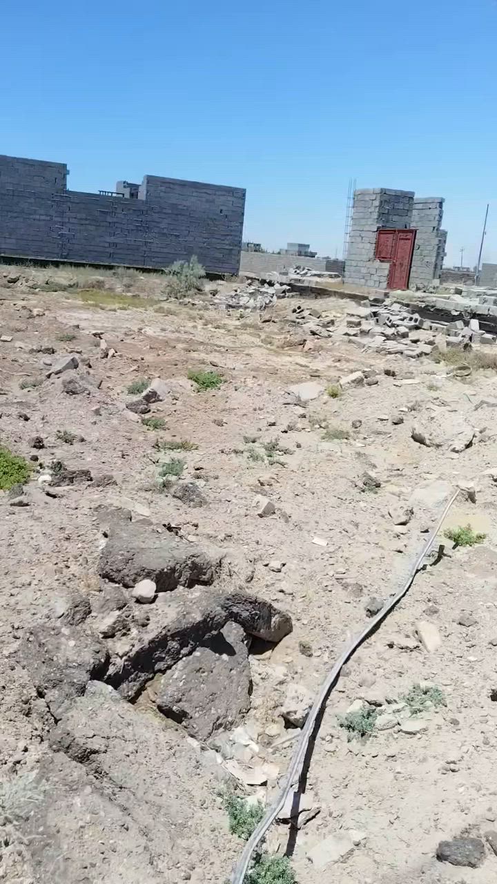 للبيع
قطعة ارض طابو زراعي شارع 20
المساحه 600 متر. الوجه 30 والنزال 20
الموقع الازركيه نهاية الحولي الجديد
منطقه سكنيه . مي كهرباء
القطعه تنباع كامله او تقطيع
السعر للقطعه كامله 65 مليون
***********
