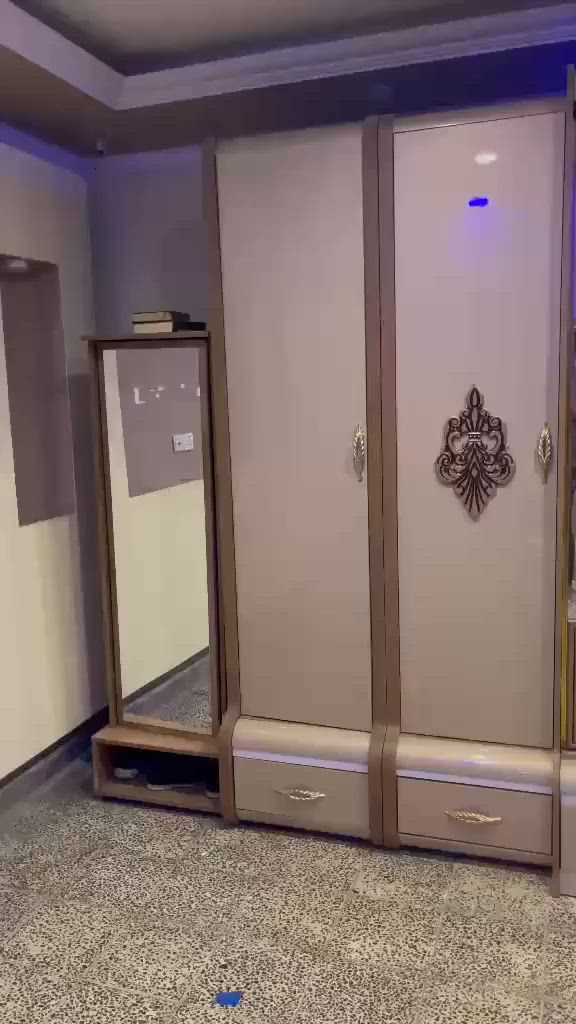 غرفه ضخمه وكبيره كلش حلوه وبيه اناره مكان بغداد اليرموك سعره 900بيه مجال لشراي


**إذا كنت صاحب هذا الإعلان وتريد حذفه لأي سبب، رجاءا أرسل رسالة إلى الدعم الفني**