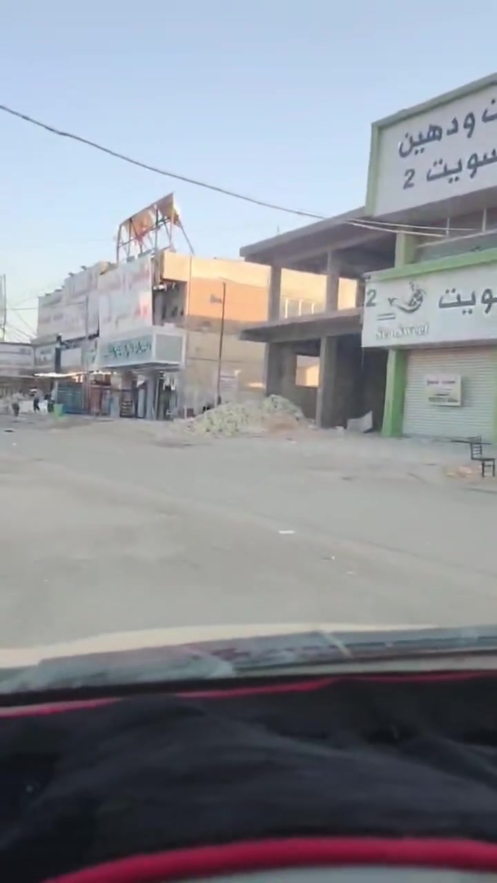 سلام عليكم بيت مساحه 184على شارعين ب30وبيه مجال عنوان طويريج ام الهوه قرب الصيطره يم حلويات ابو علي

طابو زراعي سند 25 مبني بيه ستقبال ومطبخ وصحيات والباقي رباط وخريطه تخبل بيه طابوك 9تالاف ويا
 كافت الخدمات ***********
