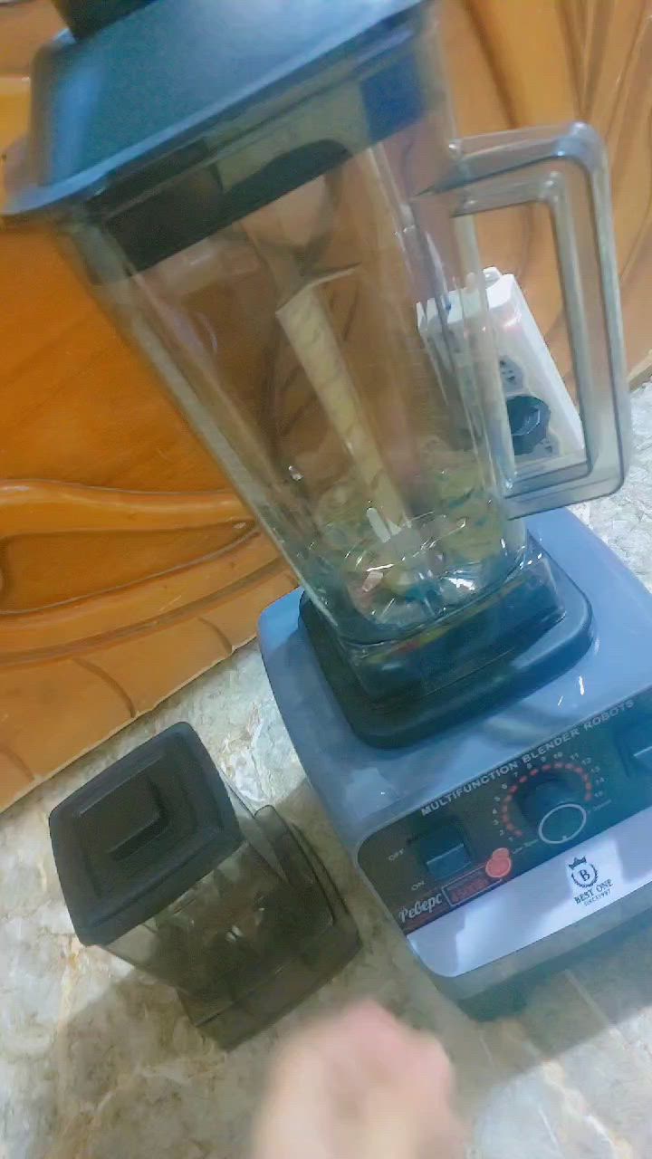 خلاط صناعي مع طاحونه درجه اولى ب٢٠