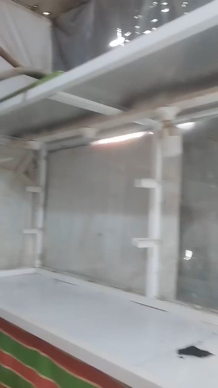 ***********
