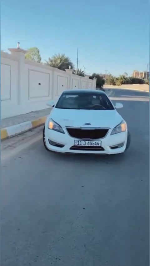 السلام عليكم للبيع كادنزا 2012 بيضه وداخل ابيض بلاد
فول مواصفات 1/1 خليجي VIB
رقم بغداد صدر وحداديه 
وتخم تاير سياره جاهزه مواصفات عوج🚀
بيها صبغ بخشم لبنيدمئشر عليي ودعاميه اماميه وبارد قليل بچاملغ خلفي ومبدل بيها كازكيت شغل درجه أولى سياره بيها كير ومكينه خير من الله 
سياره حلوه ونضيفه ماشيه 300 الف
بسمي /*********** /_ السعر 125 وبيها مجال
