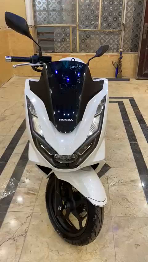سلام عليكم. هوندا pcx الجيل الرابع
2023ام العلايم السود (ياباني اصلي )
حساس ازدحام 
حساس استان. كهربائي 
النضافه 100‎%‎100
بصمه عدد 2 مفتاح طوارءى 2
ممشى 9 الف قابل لزياده 
الدراجه مكفوله كفاله عامه من كلشي ماخذه زيرو 
العنوان  بغداد مدينه الصدر شارع الداخل 
للاستفسار ***********
ملاحضه غير متواجد على الفيس
