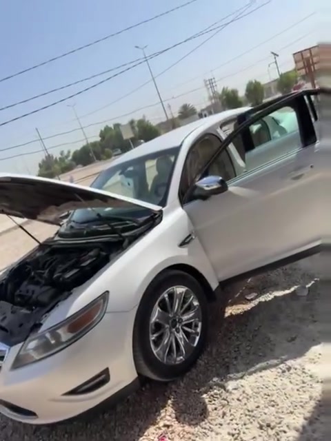 السلام عليكم اخوان ورحمه الله
بسم الله
 (ford toures-nive)

فورد تورس 2011 خليجي المرغوب ليمتد وكاله نيفا كفاله عامه من الضربه والشخط
 عدا قطعتين دبل كود شرط بدون ضربه على السونار 

رقم اربيل انكليزي بأسمي شخصياً 
كير مكينه تبريد حداديه تاير كفاله من كلشي برغي ما مفتوح 
مواصفات الليمتد معروفه 
مكينه 6V (٣٥٠٠)
تبريد قطعتين 
زينون ثلجي
داخل فورميكا  بيجي مطعم صاج 
اضائه مخفيه سبع الوان 
اناره ترحيب بالمري 
كشنات الكل كهرباء ومساج خزن ميموري
كامرا حساسات بلادي 
سياره عليها ادامه يم مركز خدمات فورد باتري جديد اصلي وفيت بم نوزلات وبلكات وتخم تاير جديد 
سياره شغل واطلع للسعوديه 
اخوان السعر 120 ورقه بيها مجال بسيط 
اليعجبه ع راسي يرفع المنشور بكلمه والمايعجبه انشاء الله تلكه اغاتها جوه نعالك 
اسف على الاطاله 

مكان بابل الهاشمية /***********
