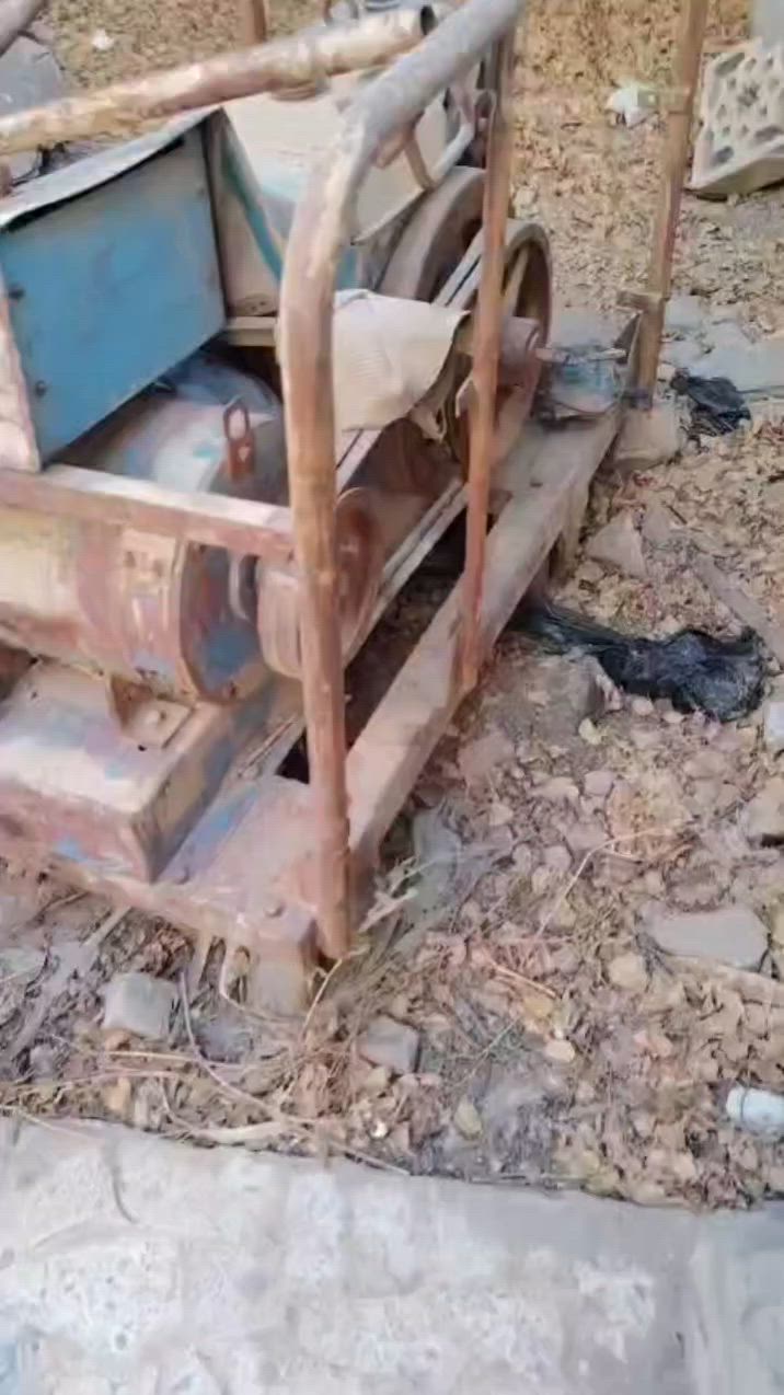 البيع مولد  دينمو اصليه   رادلها ادامه بسيطه مكاني البصره الزبير 370الف تواصل ***********
