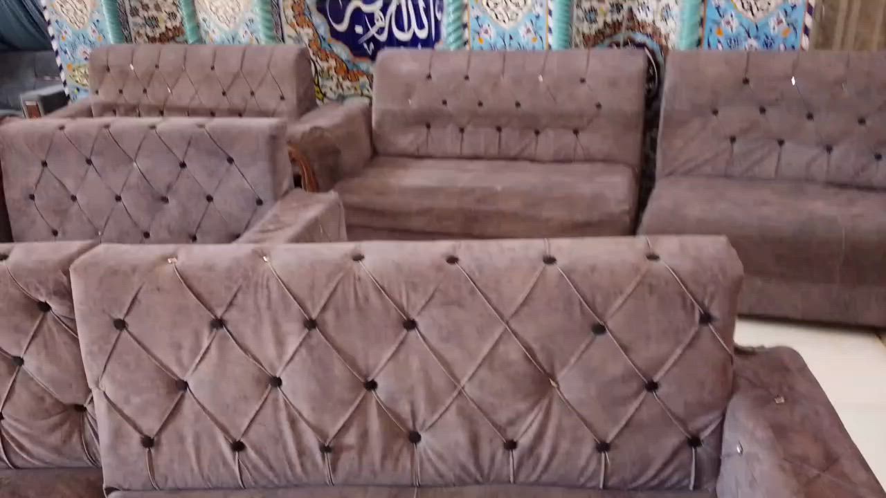تخم للبيع 10 قنفات اتصال 
***********
