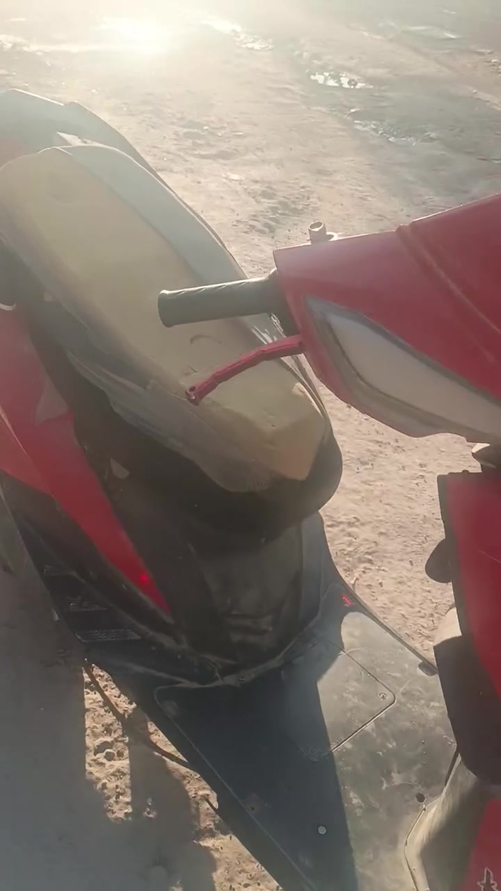 للبيع دراجه شحن بطاريات جديده ع فحص دراجه خير من الله
شاصي معمر بس مضبط سعر 425  بيها مجال قليل مكان ابو غريب الشهداء 
***********
