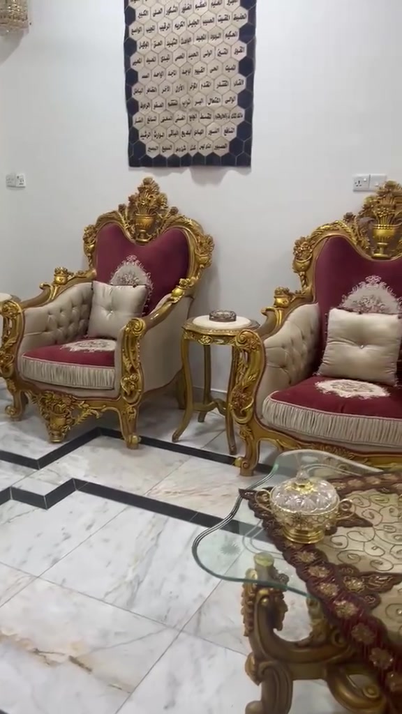 السلام عليكم عندي تخم للبيع السعر مليون وياه طبلات عدد 4التواصل على هذه الرقم ***********
