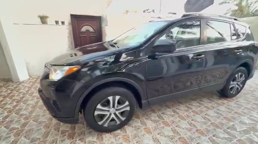 السلام عليكم للبيع راف فور موديل 2018 

رقم بغداد دولي بسمي محرك 2500 جديد 

تبريد ثلج رادر امامي وخلفي صدر جديد سيارا 

جديده بمعنى الكلمة ماشيه (128كم) بدون 

ضرار بيها 4 قطع صبغ أبيع حزام اثر شخوط  

سعر 123 وبيها مجال العنوان ديالى رقم 

الهاتف ***********
