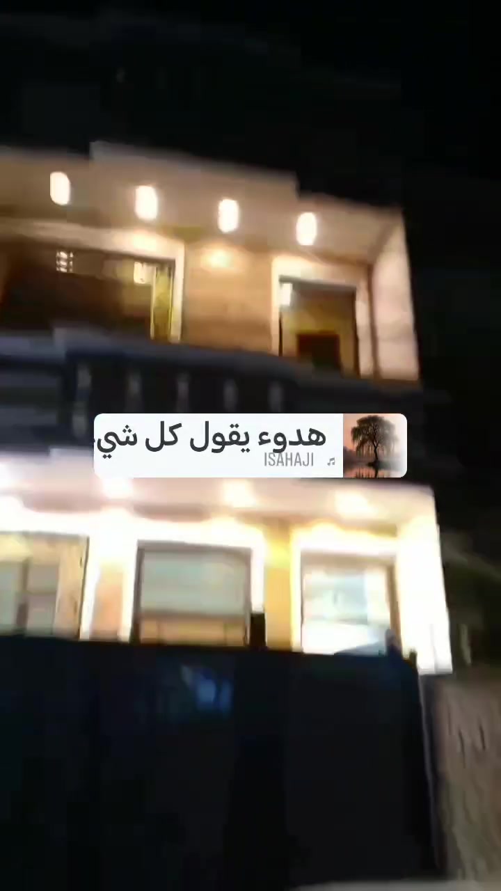 مشتمل للبيع المساحه ٥٠متر طابقين غرفتين نوم استقبل مطبخ خدمات مدخلين بناء حديث وجديد فارغ وجاهز للسكن عنوان الدار حي الشباب مربع شكر سلطان. ***********. *********** مكتب مينا للعقار يوجد لدينا عروض آخره اجارات وبيع عنوان المكتب حي الشباب شارع الرازي قرب روضه غندوره....
