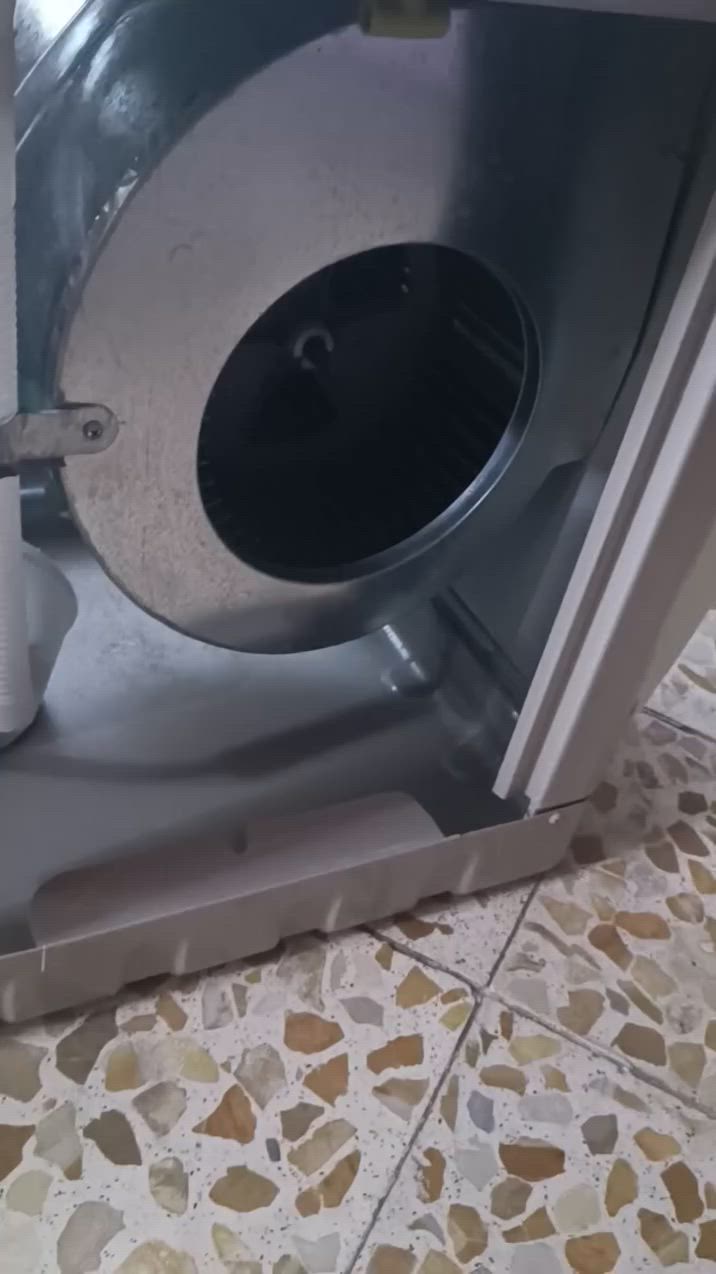 من بغداد للبيع مبرده. ***********
