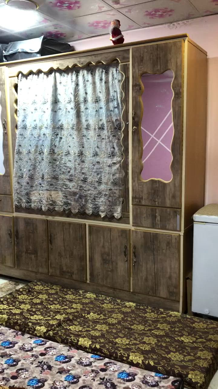 للبيع رقم هاتف ***********
