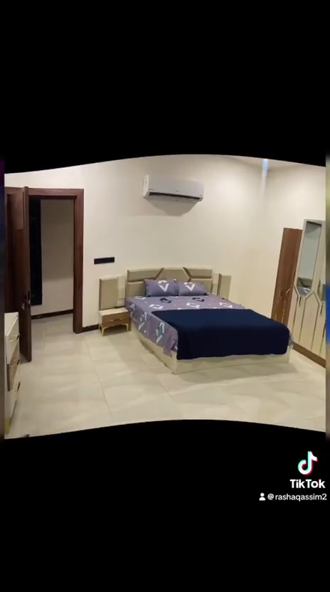 💎🌴 مزرعة لمار بغداد 🌴💎
✨ وجهتكم الأولى للراحة والاستجمام واللمة الحلوة ✨
📍 بغداد – الرضوانية، بالقرب من المطار
✅ موثقة على تطبيق أجرلي.
🌿 إذا تدور مكان يجمع الخصوصية، الهدوء، النظافة، والمتعة... فأنت بالمكان الصح.
🏡 مميزات المزرعة: 🛏️ غرفتا نوم + صالة مريحة.
🍽️ مطبخ داخلي ومطبخ خارجي مجهزان.
🚿 3 حمامات (2 داخلي + 1 خارجي).
🏊‍♂️ مسبح كبير (10×5) مع نظام فلاتر ألماني يعمل 24 ساعة.
🌳 جلسات خارجية مريحة بأجواء هادئة.
🔥 باربكيو متكامل للشوي.
🛝 ألعاب أطفال.
🏓 تنس طاولة وألعاب ترفيهية للكبار والصغار.
📶 إنترنت 4G.
⚡ كهرباء 24 ساعة.
🎉 مثالية لـ: 👨‍👩‍👧‍👦 اللمات العائلية.
🎂 أعياد الميلاد.
🎈 المناسبات الخاصة.
👥 تجمعات الأصدقاء.
🌙 سهرات الشواء والجلسات الخارجية.
🕒 أوقات الحجز: ☀️ اليوم الكامل: 10:00 صباحًا ⬅️ 8:00 صباحًا لليوم التالي.
🌅 الشفت الصباحي: 10:00 صباحًا ⬅️ 6:00 مساءً.
🌙 الشفت المسائي: 8:00 مساءً ⬅️ 8:00 صباحًا.
💙 عيشوا أجمل الأوقات، واستمتعوا بأجواء مميزة وخصوصية كاملة بعيدًا عن زحمة المدينة. احجزوا موعدكم من هسه وخلو ذكرياتكم الأحلى بمزرعة لمار بغداد.
📞 للحجز والاستفسار:
☎️ ***********
🌴 مزرعة لمار بغداد... راحتكم ومتعتكم تبدأ من أول لحظة. أهلاً وسهلاً بكم دائمًا. 💎
