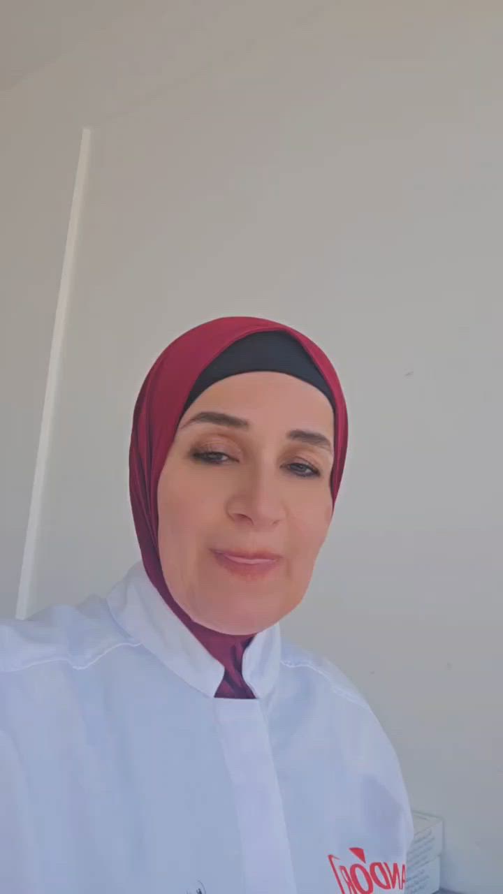 شوفوا الفيديو وتصلوا عليه لأن بأجر بقوة الله عز وجل اخر يوم بل التخفيضات والعروض والحجز المسبق عل الواتساب تنوريني *********** أخصائية التغذية العلاجية والغذاء الصحي الشيف وداد فرمان مطعم اسلوب حياة صحية الكرادة العرصات أحبكم هوايه وأخاف على صحتكم اهتموا بيها لأن الصحة والعافية غالية
