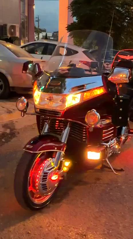 دراجه كول ونك ١٥٠٠ كندي
مديل ٩٩ الدراجه كفاله عامه كير ومكين نضافه ٩٥ وترايهه وين ماجان رقم بصره حلو ابأسمي ومكاني سماوه والدراجه كله بلادي مابيهه تلزيك وسوالف تعبانه وبيهه سستم امرتب كلش 
١-لايت زنون عدد ٤ سعرهن ٢٠٠$
٢- مسطره بلاجكتورات سعره ١٥٠$
٣-سترايح اصليات سعرهن ٧٥
٤-قباقه كورات كروم اصلي سعرهن ٢٠٠$
٥-هوأيات اصليات سعرهن ١٠٠$
٦- جامه خلفيه
٧- قاعده موبايل بيهه شحن
٨-كزوزات الفينيه سعرهن ٢٠٠$
٩- لحايه سعرهن ٢٠٠$
١٠- سستم بوري الجنط سعره ٢٠٠$
١١- سستم صوت كلش حلو 
١٢- كلاص اصلي 
١٣-كشن تجوه بلادي 
١٤-تجاوي رديف ابلاديات
١٥-كبات كرياكين اصليات سعرهن ٢٠٠$
١٦-شباك راديتر سعره١٠٠
طبعن الدراجه الياهذه مايصرف عليهه لاسستم ولانشرات ودهنه كله ام زويل مترك لترته ٢٠ الف واهل المصلحه يعرفون وبيهه غراض هواي بعد وللمعلومه اكو بوري بل سكان مو وي الدراجه لان سعره ٤٠٠$ مو وياهه مو وياهه وسعرهه الدراجه٥٥$ ماعاجبك اعبر المنشور ***********
