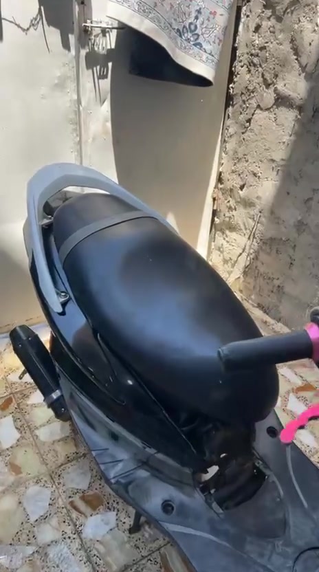درجه سكنس فحل للبيع نضيفه دراجه علىً اخر درجه وبيها شغلات تزويد مرتبات كلجات على بنزات صاالنصه وشوف العين دراجه فقط كاطعه زنجيل لا اكثر ولا اقل سعرها ٣٥٠وبيها مجال حك جيه فقط اتصال واتساب ما متواجد فيس رقمي ***********
