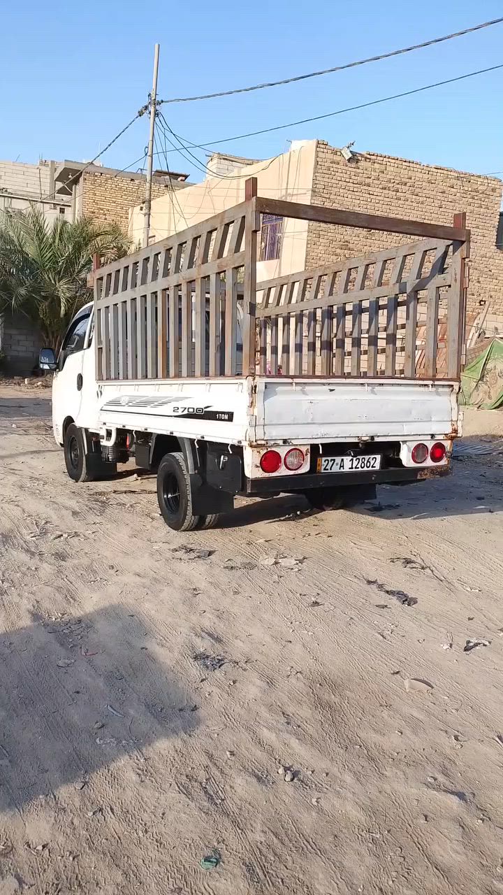 السلام عليكم كية حمل للبيع موديل ٢٠١٣مكفوله كفاله عامه رقم الشاصي واضح سنويه بسمي السعر ٩٠ العنوان ناصريه سوق الشيوخ تفاصيل الاتصال على هاذا الرقم ***********
