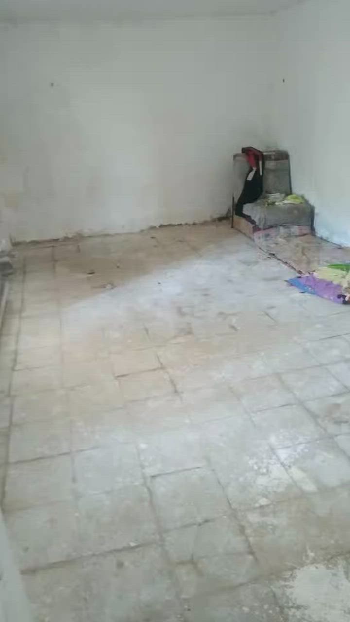اسلام عليكم شقه لبيع طابق ارضي بلسكان عمارات شراري يخابرني ع هذا رقم ***********
