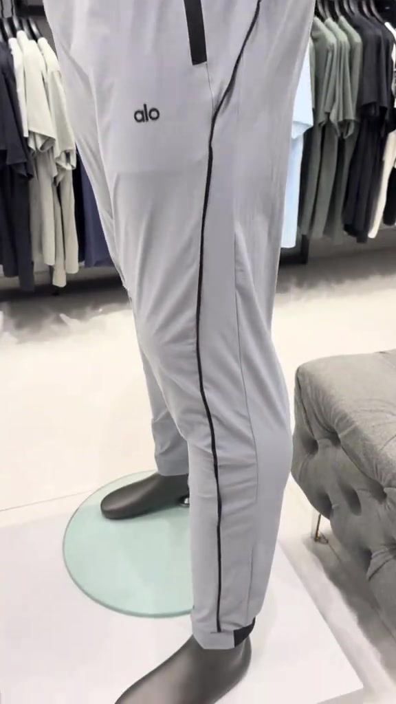 احدث الموديلات  بجامه وتر بروف  كصه عدله ماركة alo اعلى كوالتي  السعر 17,000 قياسات (m-L-XL-XXL-) ــــــــــــــــــــــــــــ العنوان بغداد القادسيه مدخل ساحة قحطان ثاني استداره ع يسار للحجز ☎️☎️*********** #explore 
