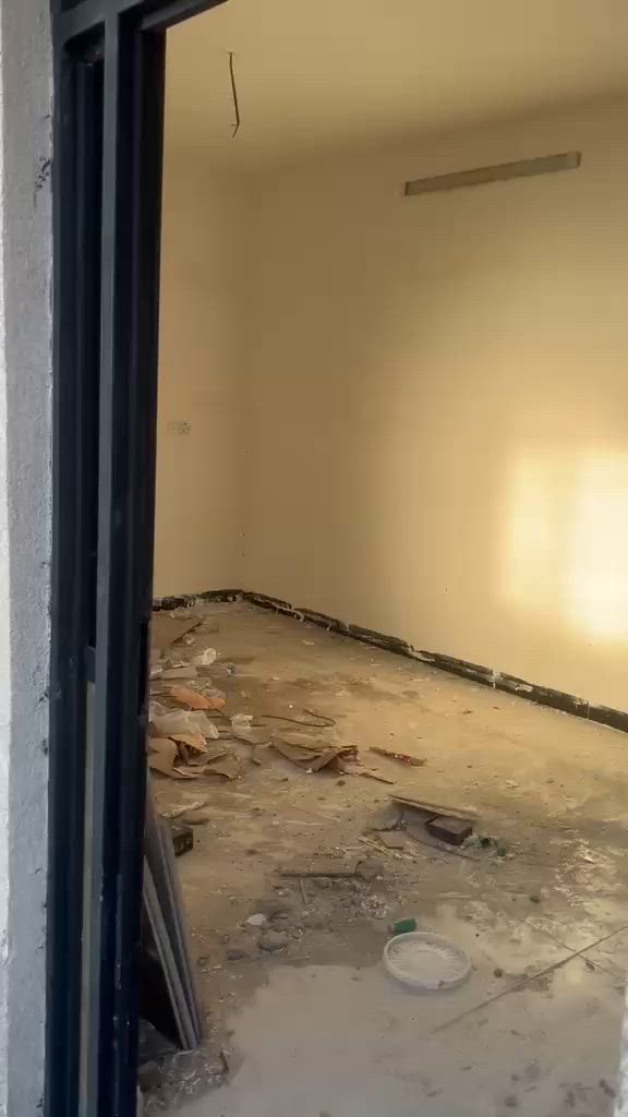 شقق للايجار٥٠٠ الاعظميةشارع الاخطل قرب جامع الصديق غرفتين وصالة خدمات مطبخ مساحةالشقة١٠٠ مترطابق٢زيروللحجزوالاستفسار***********
