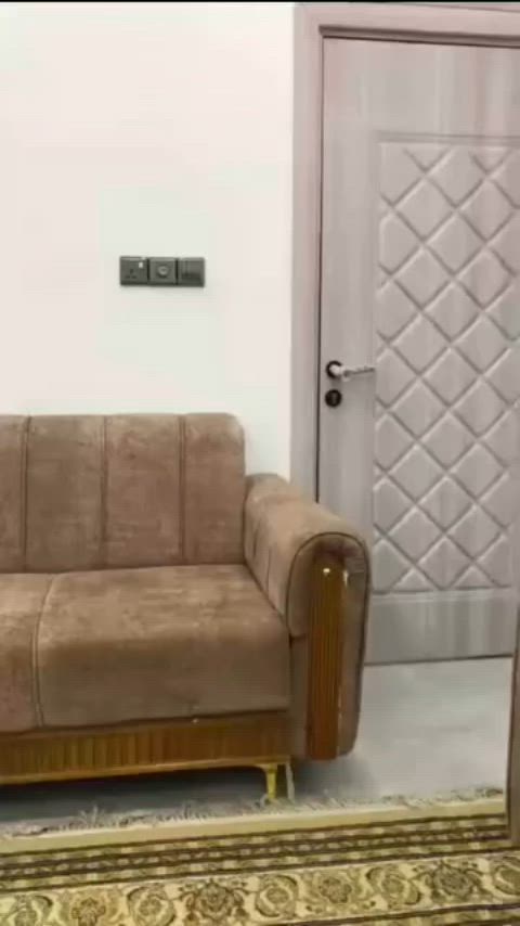 معمل بيتي لتصنيع وترميم الاثاث المنزلي 
(‏‪***********‬‏)ابو خضر (***********)ابو احمد
وين موقع المعمل بالضبط؟ بأي منطقة/محافظة حتى الزبون يعرف يوصلكم؟: 
سامراء 
شنو الخدمات المتوفرة بالتفصيل: تصنيع جديد، ترميم، صيانة، لو بس نوع معيّن من الأثاث؟: 
كلشيئ يخص القنفات 
تشتغلون على الطلب حسب القياس والتصميم لو عندكم موديلات جاهزة؟: 
انعم حسب القياس وكلشي بسعرة 
هل أكو توصيل أو نصب بالمكان؟ وإذا إي، شكد تكلفته؟: 
نعم موجود 
تقبلون شغل على نوعيات معينة من الخشب أو الأثاث، وهل أكو مدة إنجاز تقريبية؟: 
كلشي موجود اتصلو واحنة حاضرين 